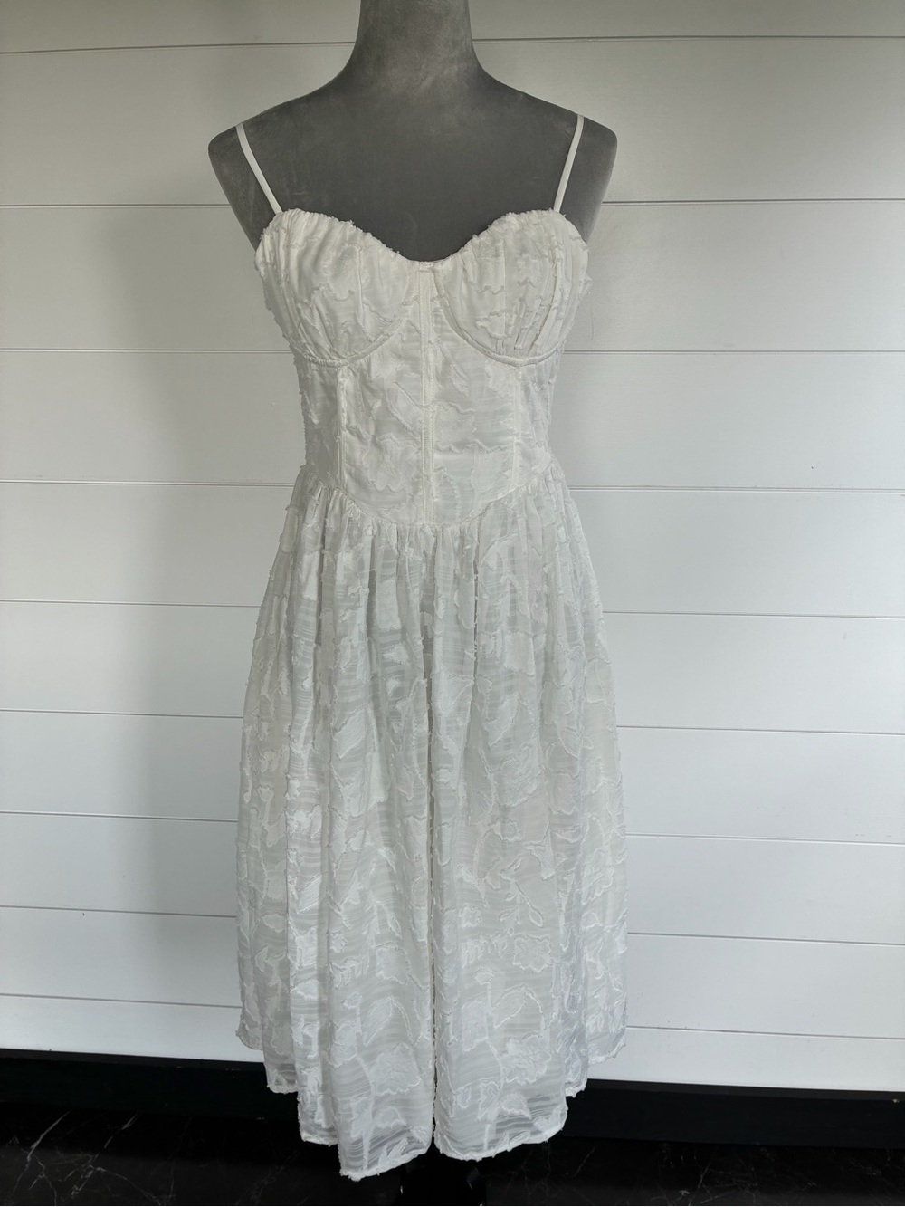 Thirty Thirty White Lace Midi Dress with Sweetheart Bodice Sz L NWOT/0274